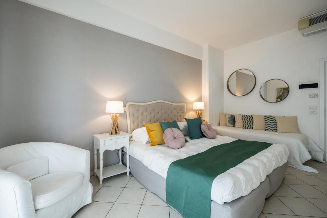 Hotel Continental Senigallia Kültér fotó