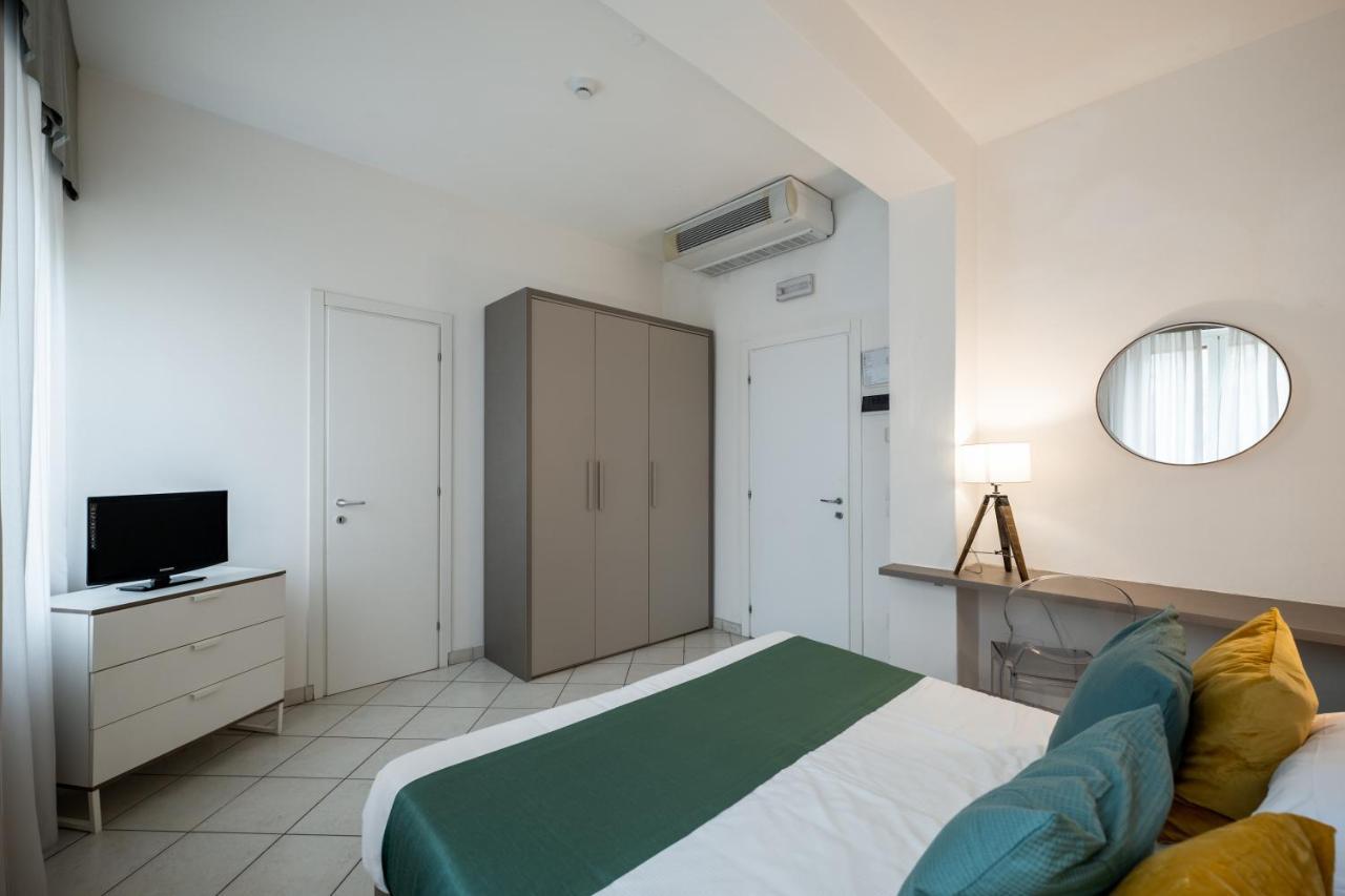 Hotel Continental Senigallia Kültér fotó