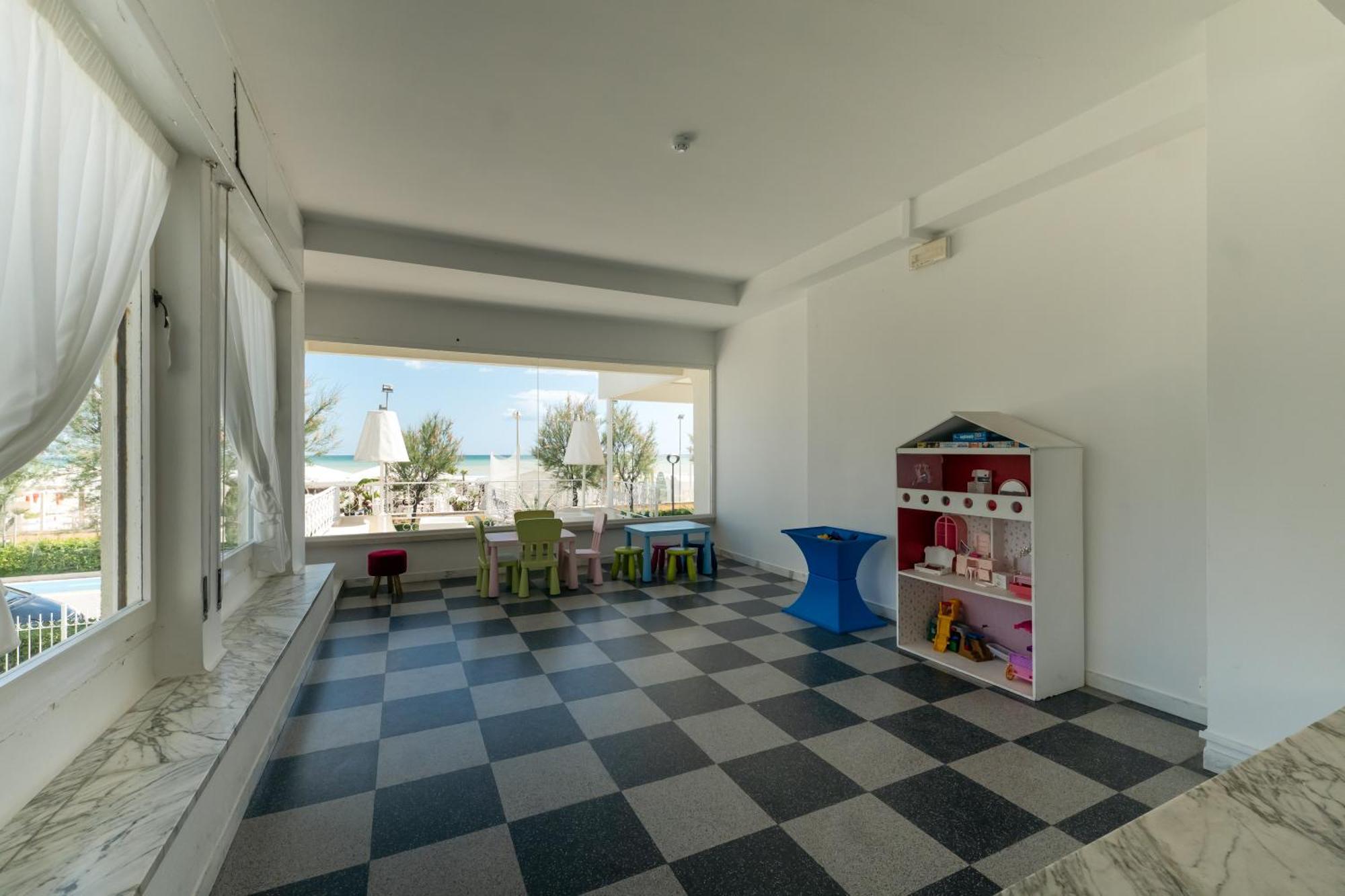 Hotel Continental Senigallia Kültér fotó