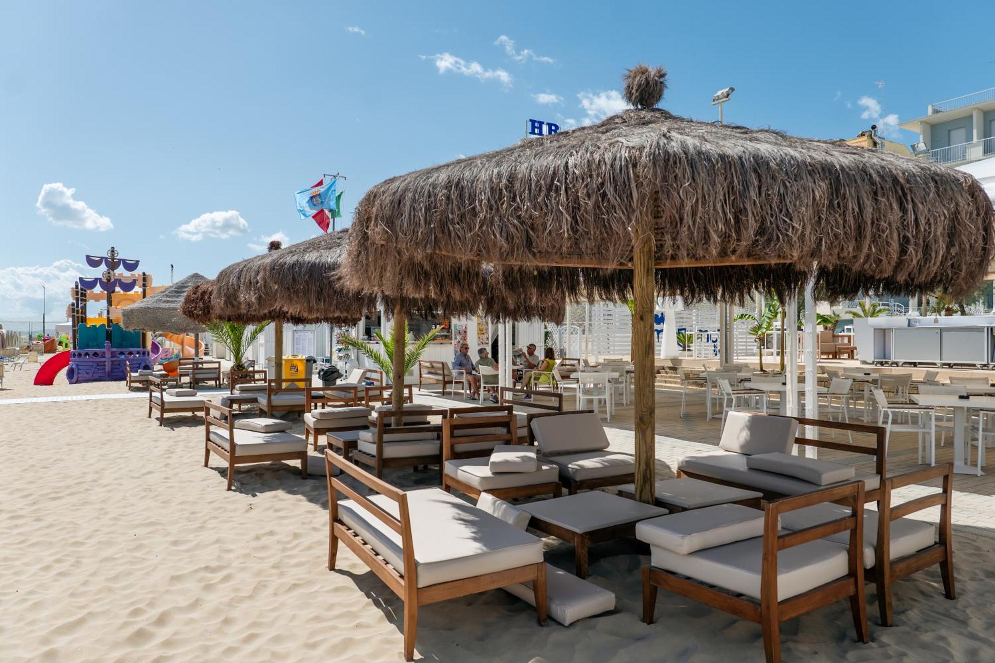 Hotel Continental Senigallia Kültér fotó