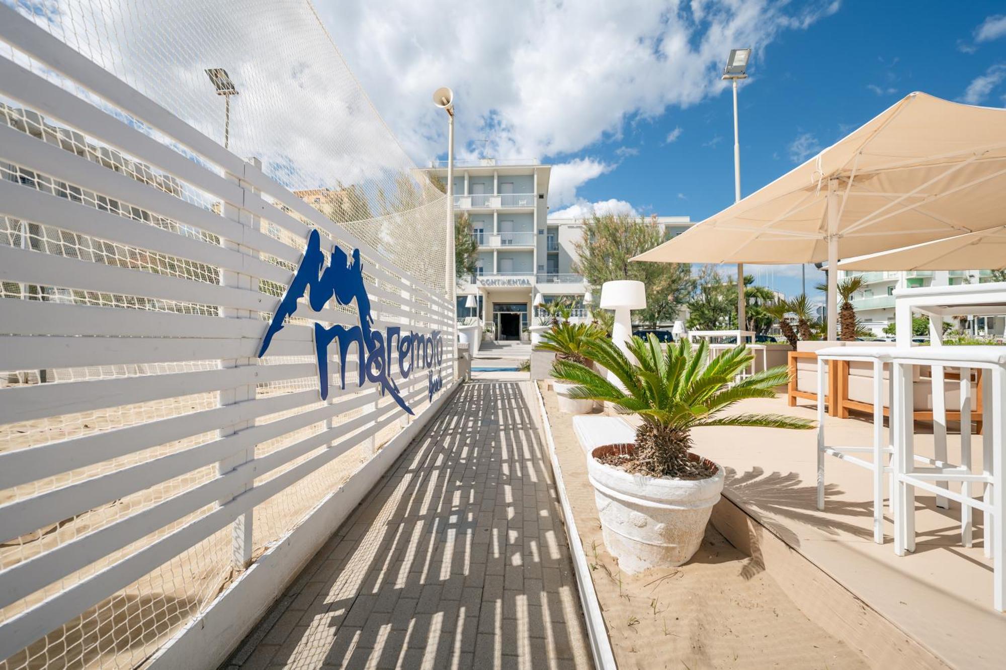 Hotel Continental Senigallia Kültér fotó